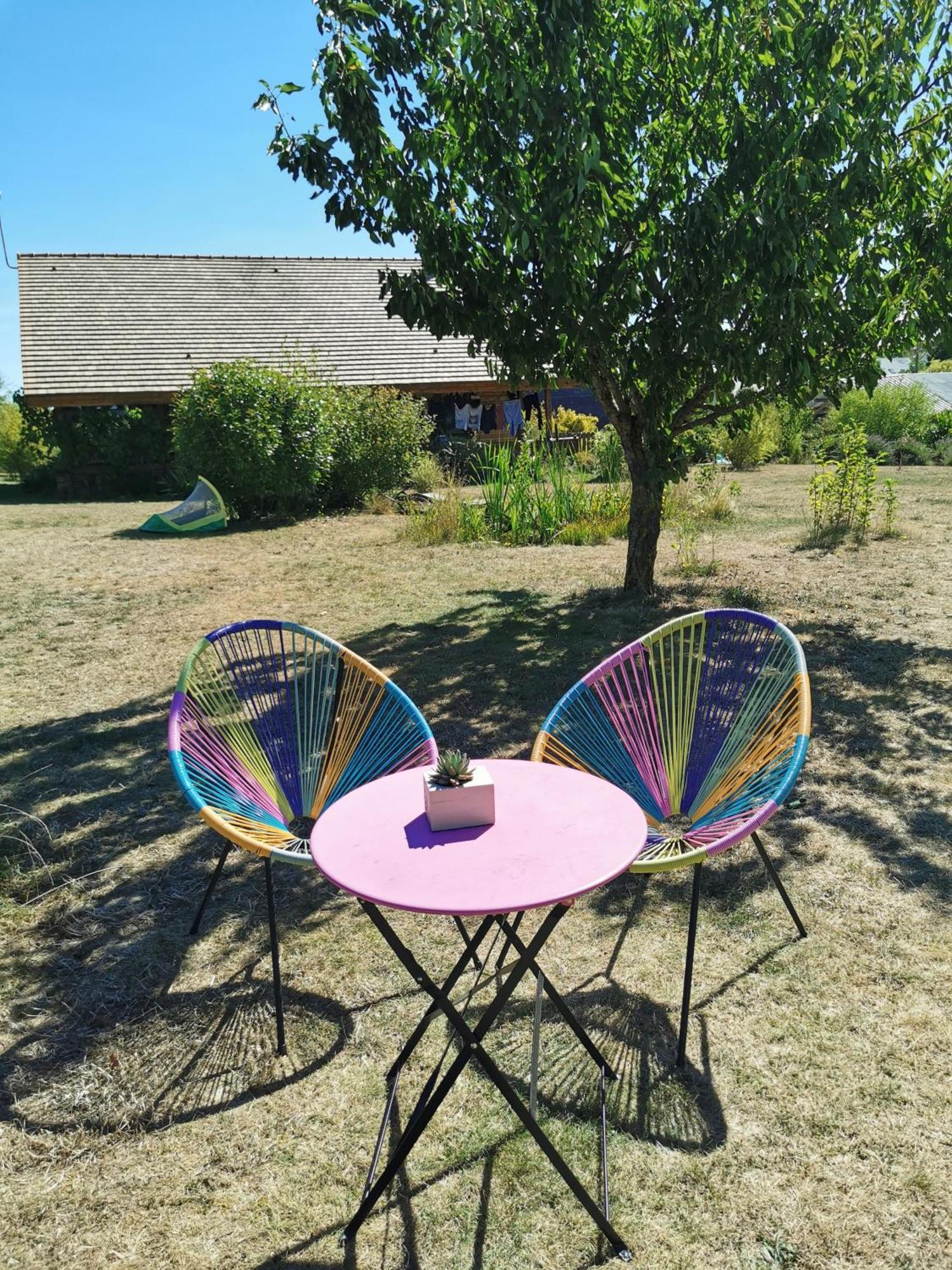 La Bulle Des Champs Bed & Breakfast Champmotteux Rom bilde